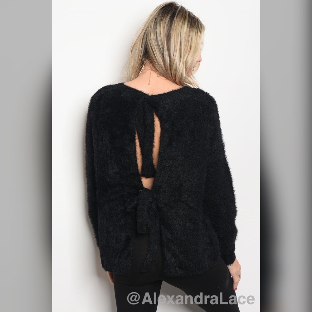 1 DAY SALE LAST 1️⃣ 🖤Open Back Black Fuzzy Sweater🖤 - Picture 2 of 2